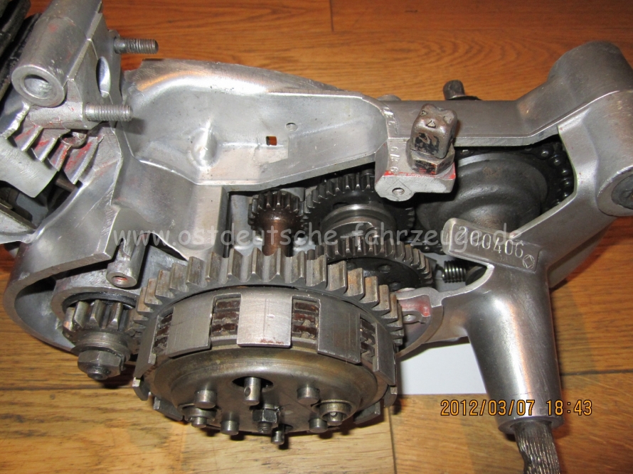 ...Getriebe ist auch nicht richtig dicht.