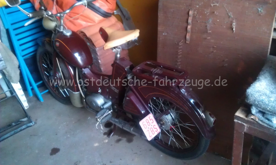 Reifen auf die Felge krempeln, Luft rauf, antreten los... weiter nichts!