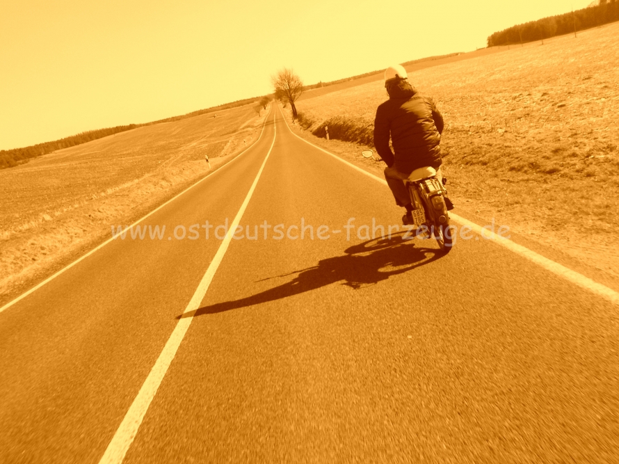 Rückfahrt auf scheinbar toten Straßen.