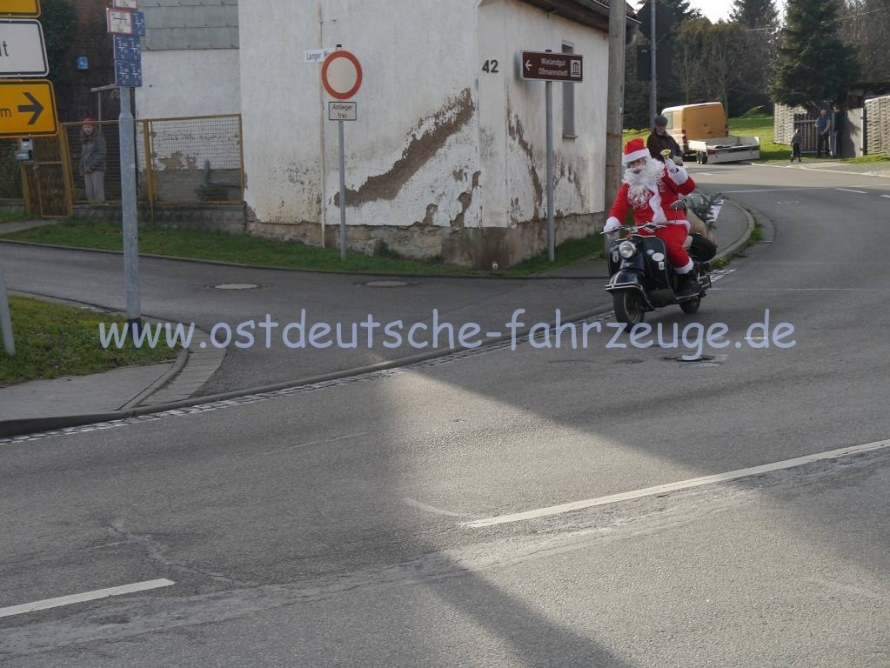 Bestgekleideter Weihnachtsmann ever Guido<br />mit Glöckchen und Sack...